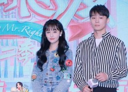 娱乐圈吃瓜小糖糖,揭秘明星背后的甜蜜与苦涩